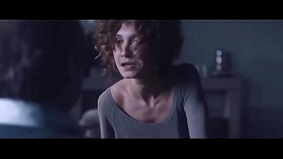 Ece Dizdar SeviÅŸme Sahnesi - Ã‡ekmeceler Filmi