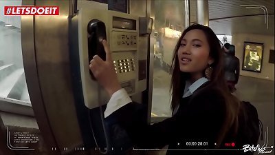 æ³°å›½æ¸¸å®¢è¢«å¥¹çš„ç´§é€¼æ€§äº¤ - May Thai