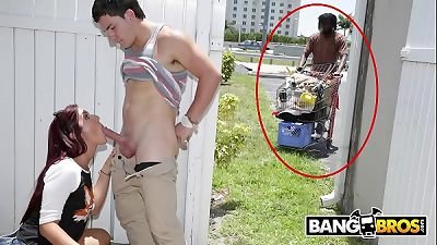 Bangbros-ç´¢è²äºšÂ·æ–¯è’‚å°”ï¼ˆSophia Steeleï¼‰ç»™å½¼å¾—Â·æ ¼æž—ï¼ˆPeter Green