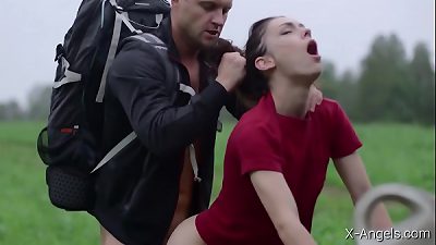 X-Angels.com - Arwen Gold - å¹¸è¿è¿œè¶³è€…