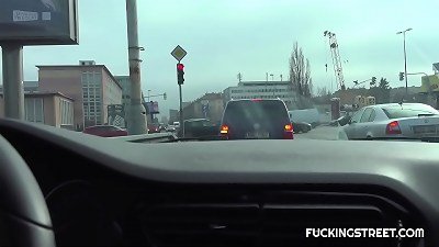 è´¦æˆ·ç©ºç€çš„è¿·äººæ·å…‹å¥³äºº