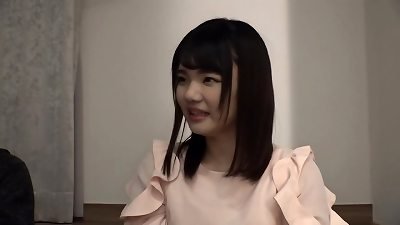 ä¸Žä¸€ä¸ªæ— è¾œçš„å¥³å¤§å­¦ç”Ÿæ½®æ¹¿çš„é’‰å­ã€‚åšå¦‚ç£çŸ³ï¼ŒçŽ©å¾—å¼€å¿ƒï¼Œå°±èƒ½å°„å‡ºä¸€æžª