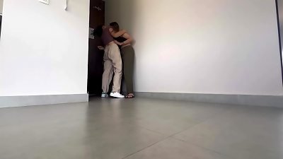 ä¸€ä¸ªæˆ‘çš„å·¥ä½œå…¬å¸åœ¨ el pasillo del é…’åº—é‡Œäº«å—é«˜æ½®ï¼