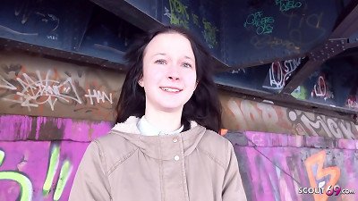 å¾·å›½ç«¥å­å†› - æŸ”è½¯å®³ç¾žçš„å°å¦žåœ¨çœŸå®žè¡—å¤´é€‰ç§€ä¸­è¢«æ‹¾èµ·å¹¶é’‰ä¸ŠæŒ‡ç”²
